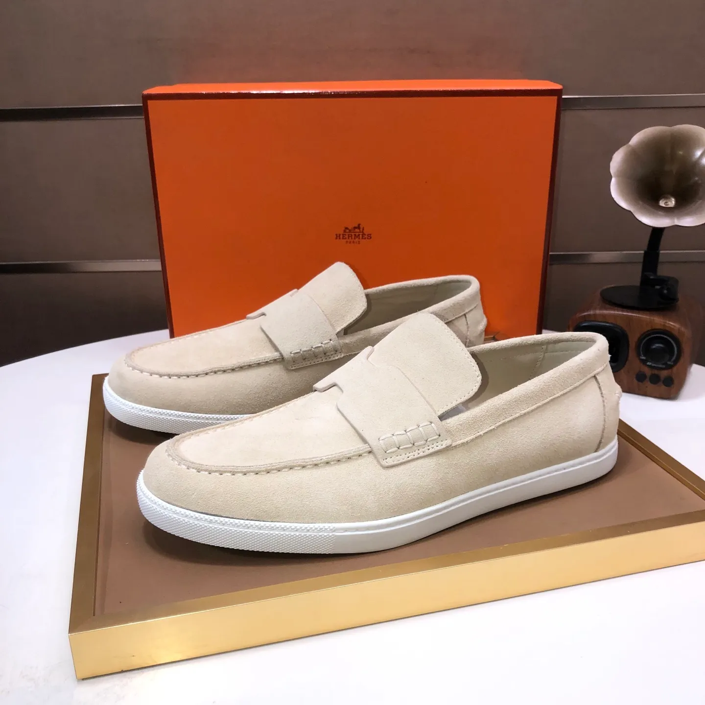 Men's shoes💰560💰[HERMES] (cowhide lining)🍀Italian top luxury🍀He does not pursue novel styles and gorgeous colors, but attracts the favor of successful men with his flawless, elegant and classic style. Formal leather shoes This very comfortable, simple and stable style allows you to easily match any style! The pattern is absolutely 1:1 refined from the original case, and we strive for excellence in materials, imported cowhide + cowhide lining💪💪💪extraordinary texture👍! .Code number: 39-45 (45 customized)